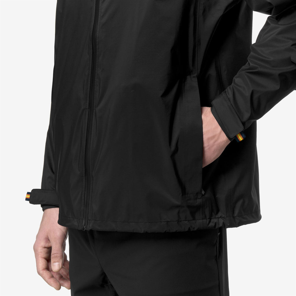 Jackets_Unisex_CHARMAIN TRAVEL_Mid_Black Pure - Commercial 7