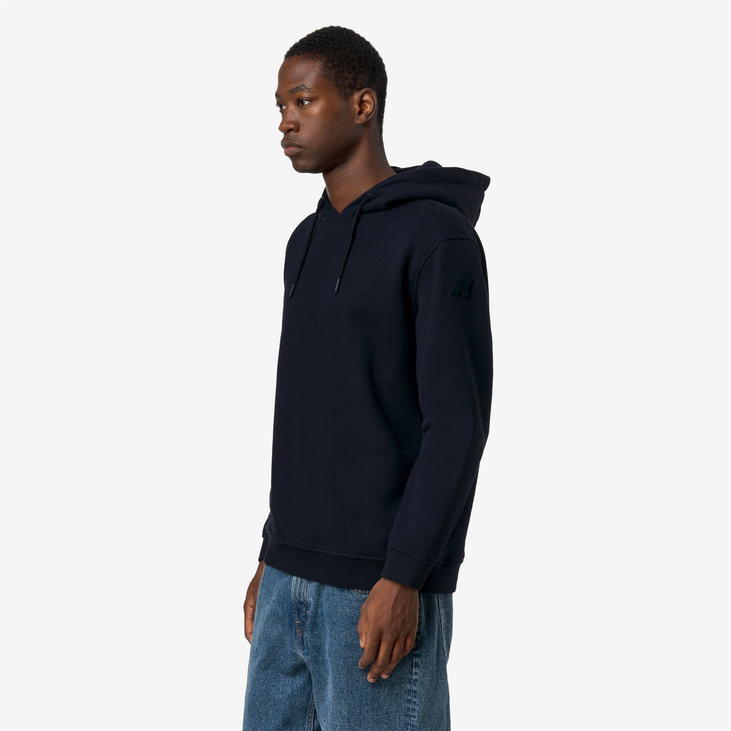 Fleece_Man_LORLEO COTTON CASHMERE_Hoodie_Blue Depth - Commercial 5