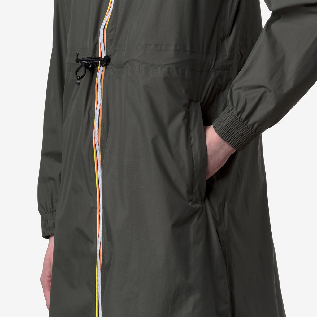 Jackets_WOMAN_LE VRAI 4.0 DELIA_3/4 Length_GREEN BLACKISH - Commercial 7