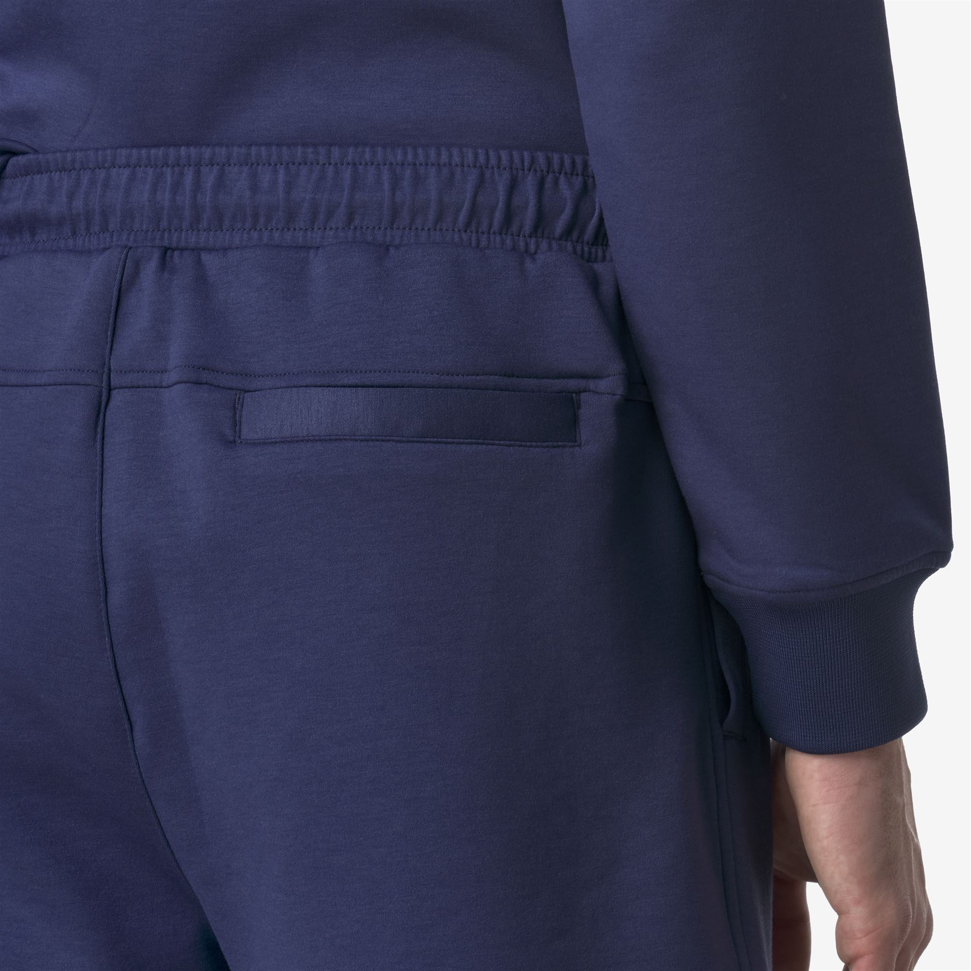 Shorts_MAN_THEOTIME LIGHT SPACER_Sport Shorts_Blue Deep Cobalt - Commercial 7