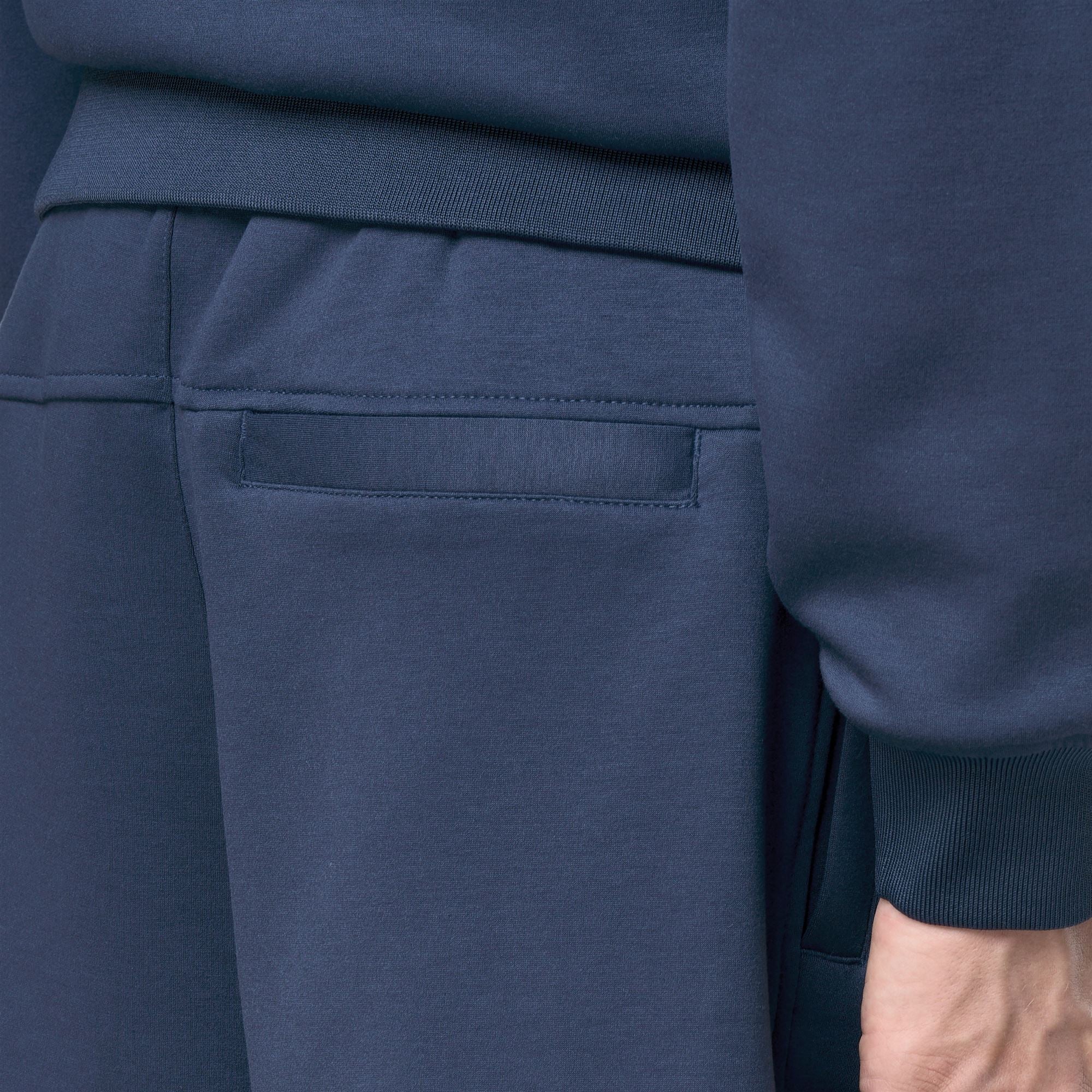 Shorts_Man_THEOTIME LIGHT SPACER_Sport Shorts_Blue Insignia - Commercial 7