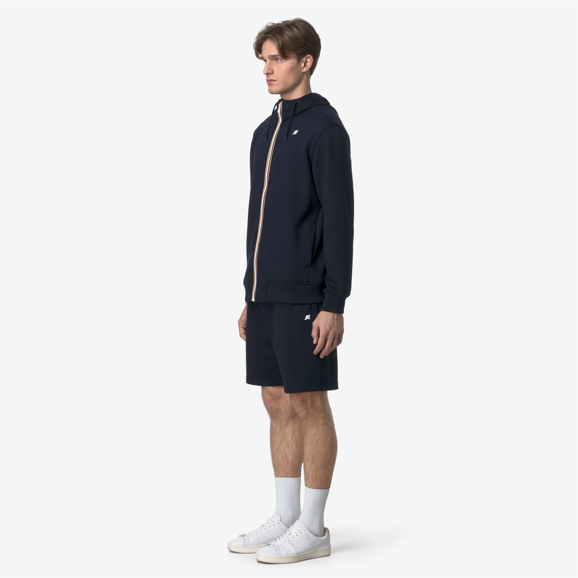 Shorts_MAN_THEOTIME LIGHT SPACER_Sport Shorts_Blue Depth - Commercial 5