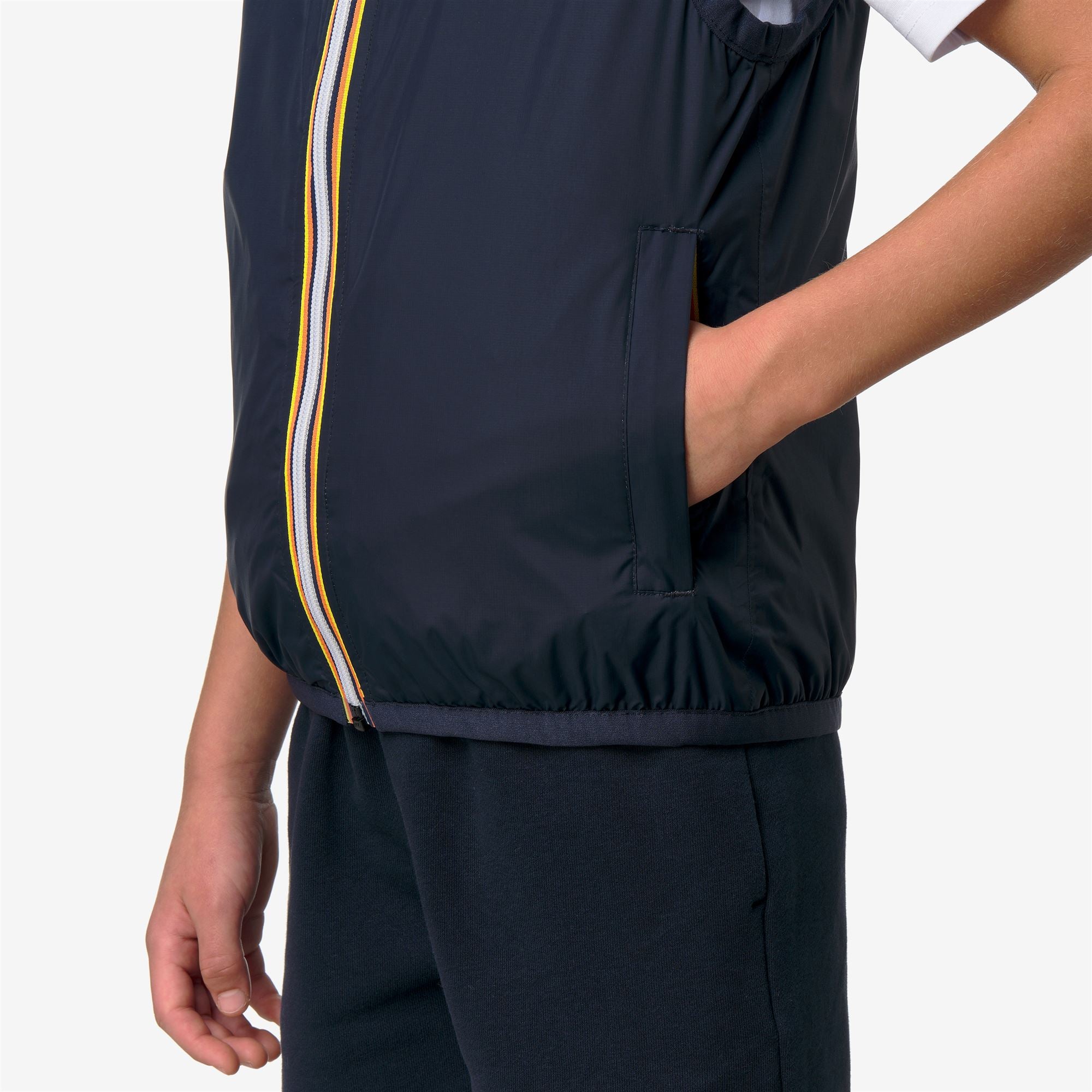 Jackets_KID UNISEX_P. LE VRAI 4.0 ROULAND WARM_Vest_Blue Depth - Commercial 7