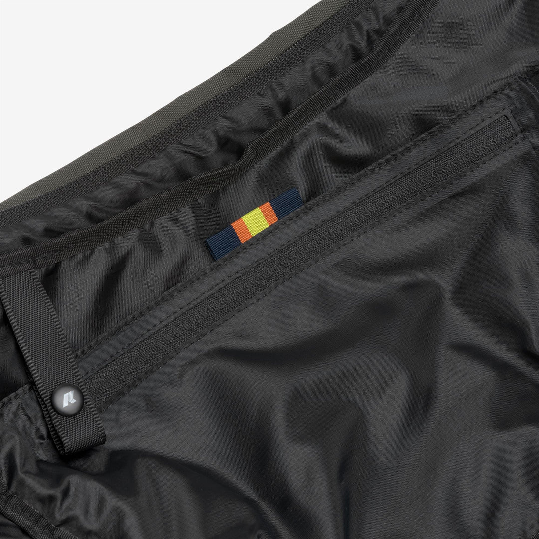 Borsa a tracolla in nylon verde da donna con tasche multiple main