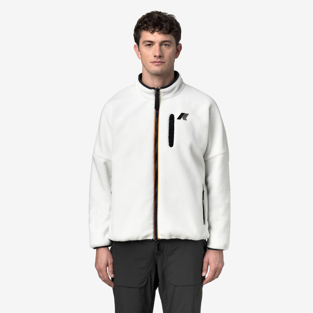 Fleece_UNISEX_BESSANNE SHERPA_Jacket_White G - Black - Commercial 4