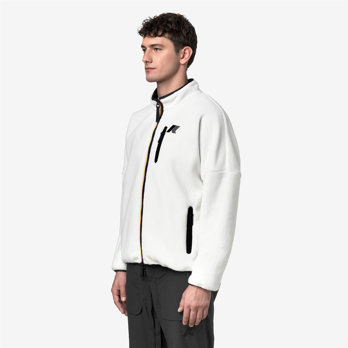 Fleece_UNISEX_BESSANNE SHERPA_Jacket_White G - Black - Commercial 5
