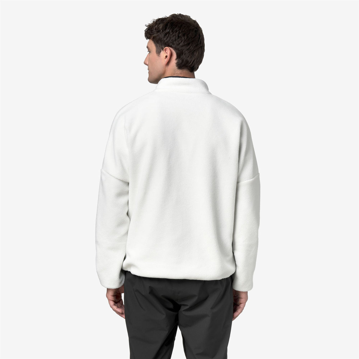 Fleece_UNISEX_BESSANNE SHERPA_Jacket_White G - Black - Commercial 6