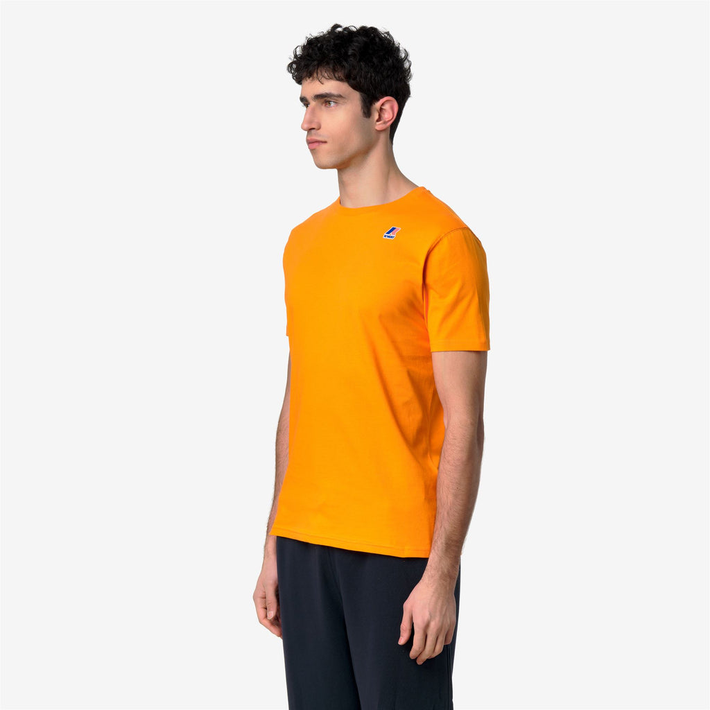 T-Shirts & Top_UNISEX_LEONIDE_T-Shirt_Orange - Commercial 5
