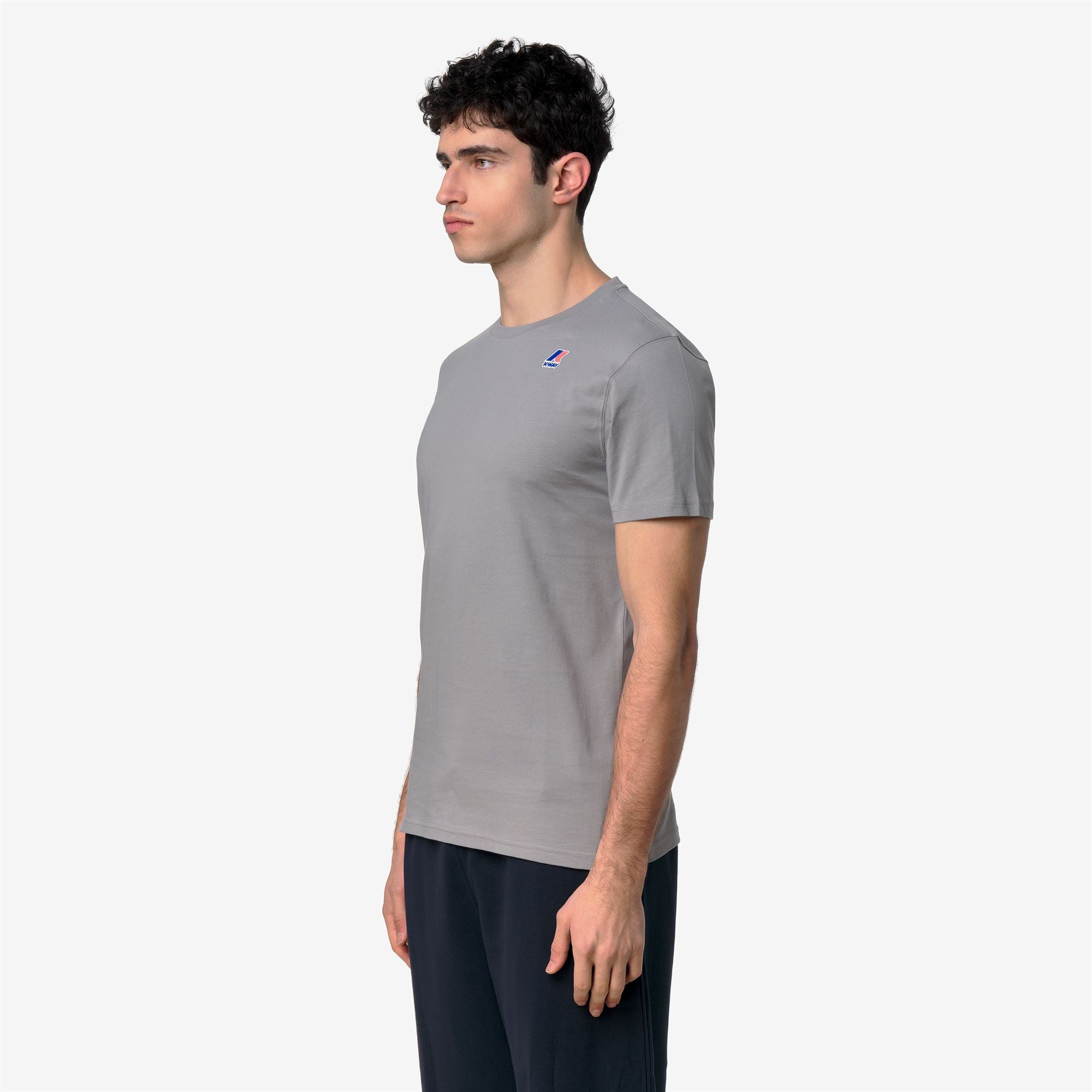 T-Shirts & Top_UNISEX_LEONIDE_T-Shirt_Grey Frost - Commercial 5