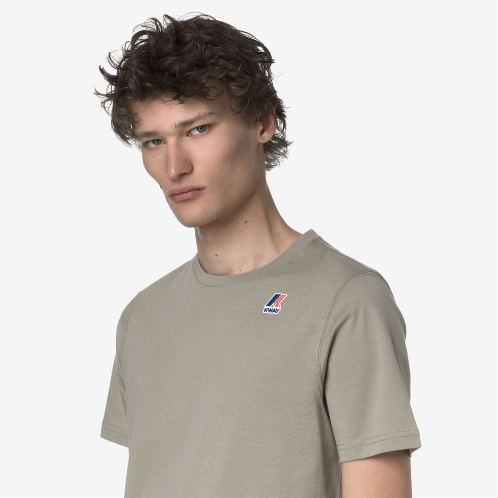 Green unisex packable outdoor T-Shirt with logo 02