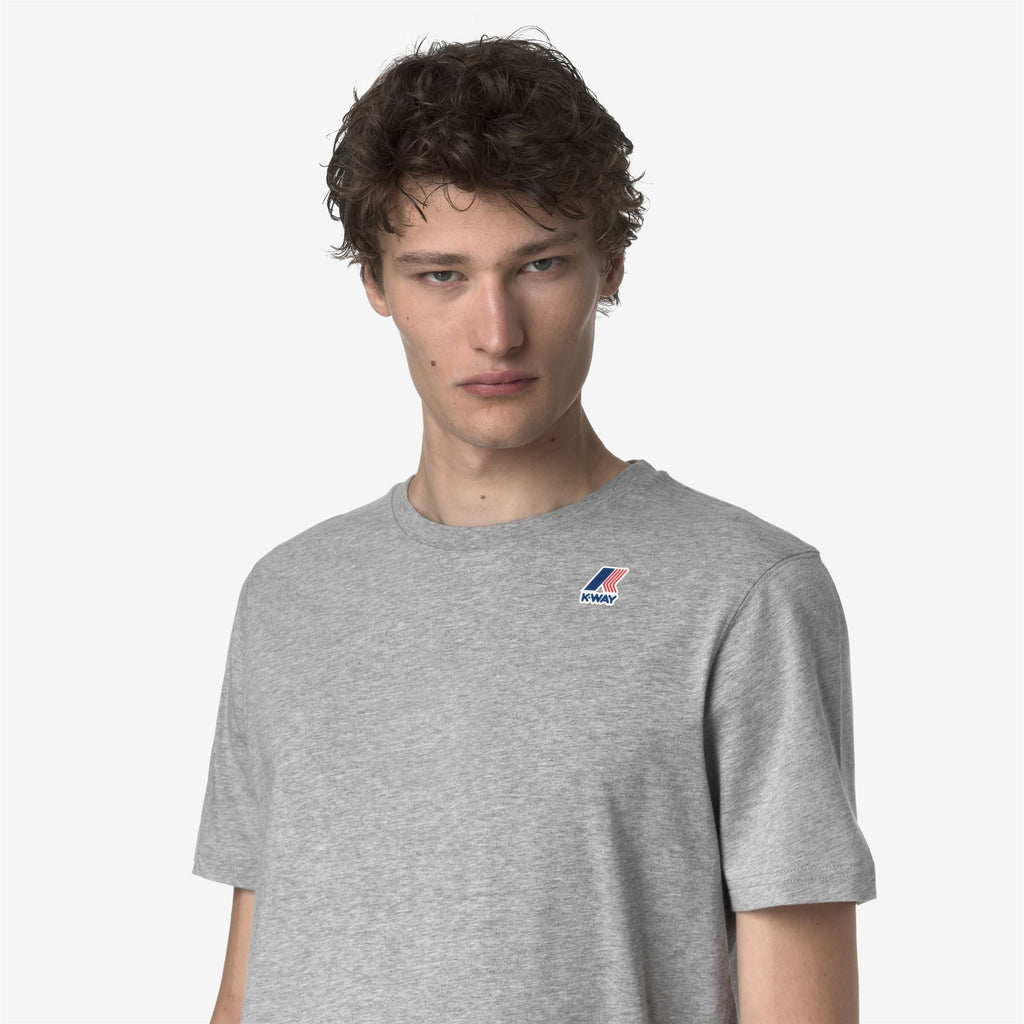 T-Shirts & Top_UNISEX_LEONIDE_T-Shirt_Grey Melange Mid - Commercial 7