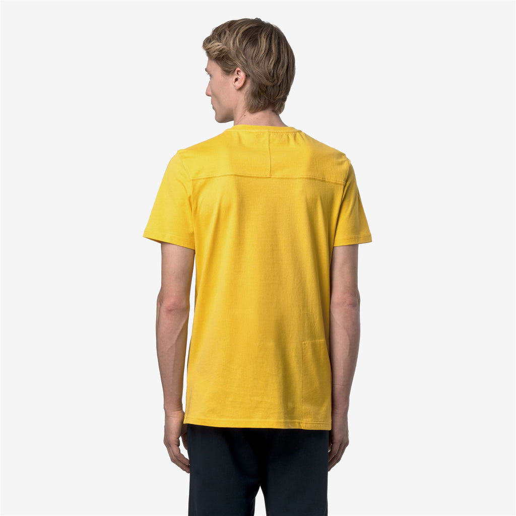 T-Shirts & Top_UNISEX_LEONIDE_T-Shirt_Yellow Dk - Commercial 6