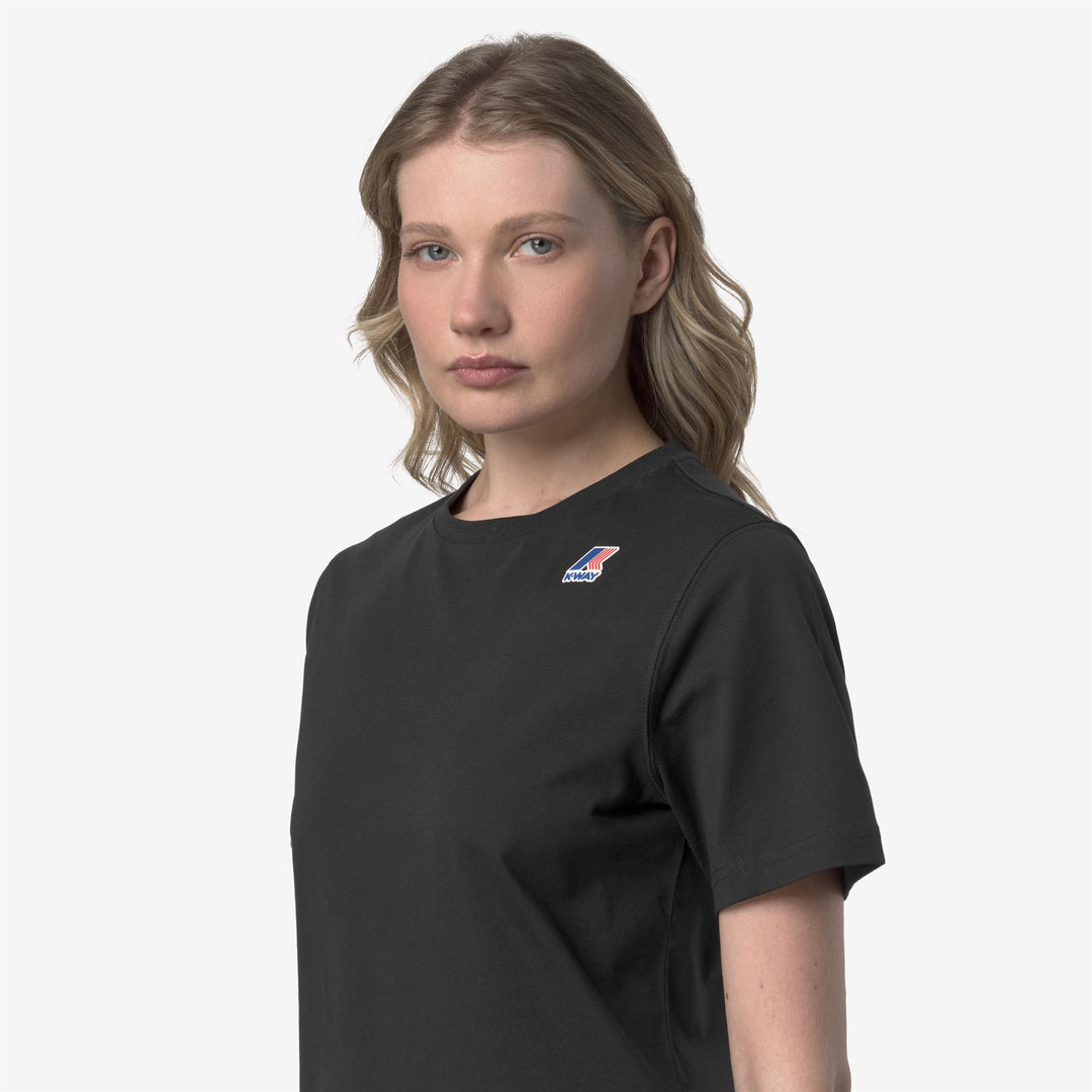 Camiseta unisex negra transpirable con diseño plegable main