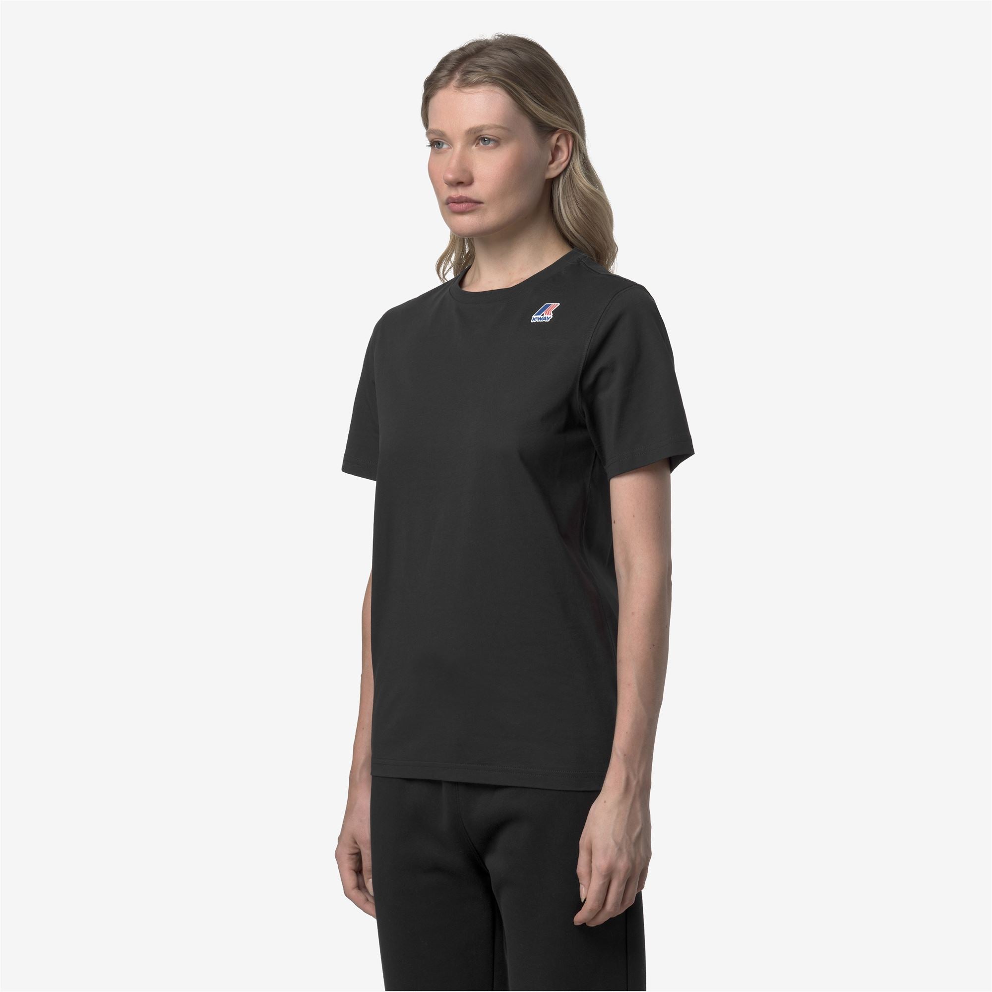 T-Shirts & Top_UNISEX_LEONIDE_T-Shirt_Black Pure - Commercial 5