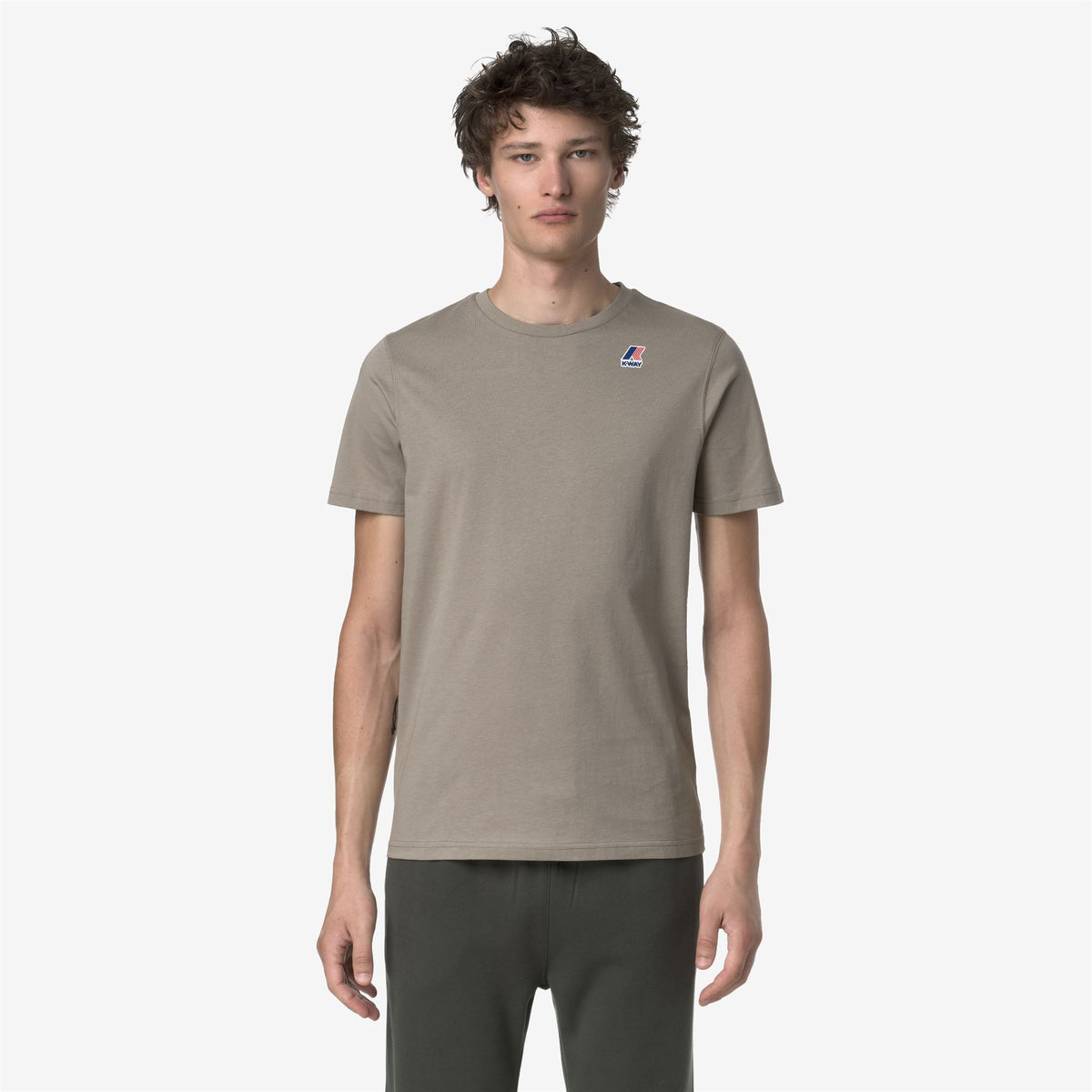 T-Shirts & Top_UNISEX_LEONIDE_T-Shirt_Beige Taupe - Commercial 4