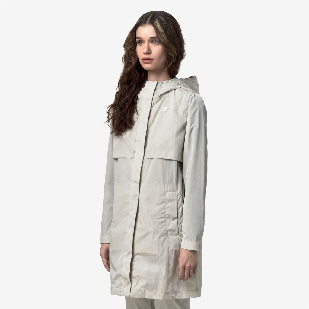 Jackets_Woman_SOPHILENE SATIN GLASS_Mid_BEIGE LT - Commercial 5