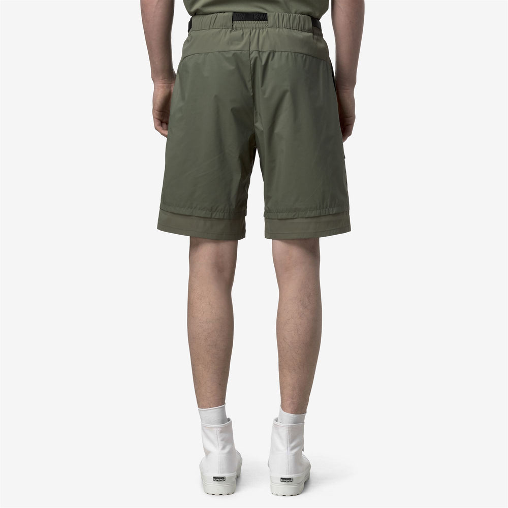 BREGER Shorts Sport Shorts Man Green Lichen 02