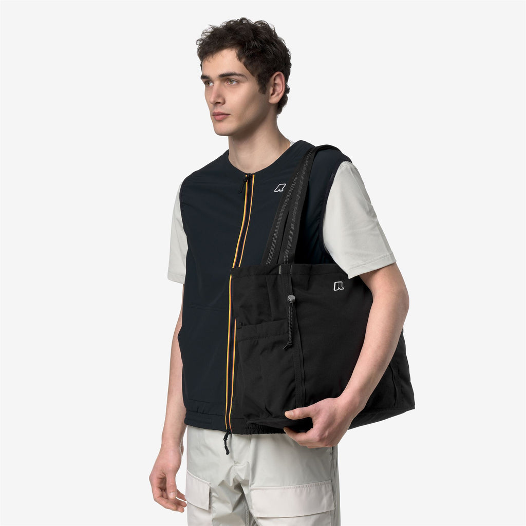 Bags_Unisex_BROCELY_Tote Bag_Black Pure - Commercial 5