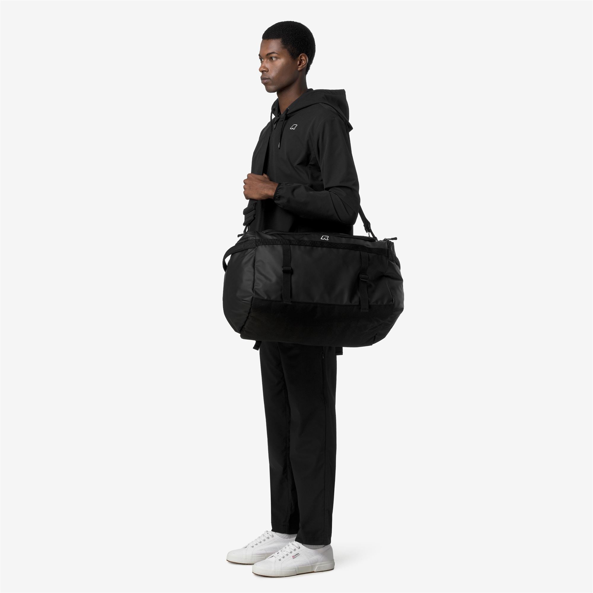 Bags_Unisex_VERCOS TRAVEL_Duffle_Black Pure - Commercial 6