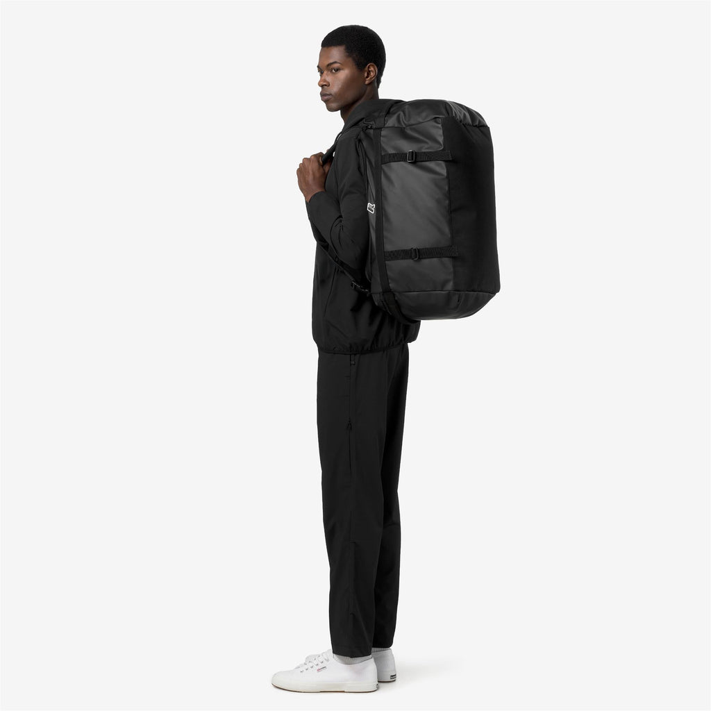Bags_Unisex_VERCOS TRAVEL_Duffle_Black Pure - Commercial 5
