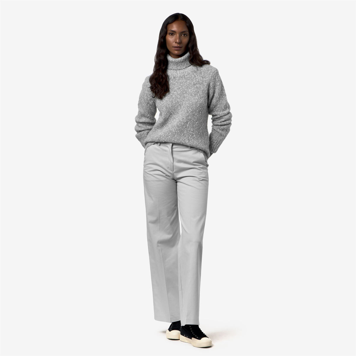 Knitwear_Woman_CORINE COCCOLA YARN_Pull Over_GREY - WHITE - Commercial 7