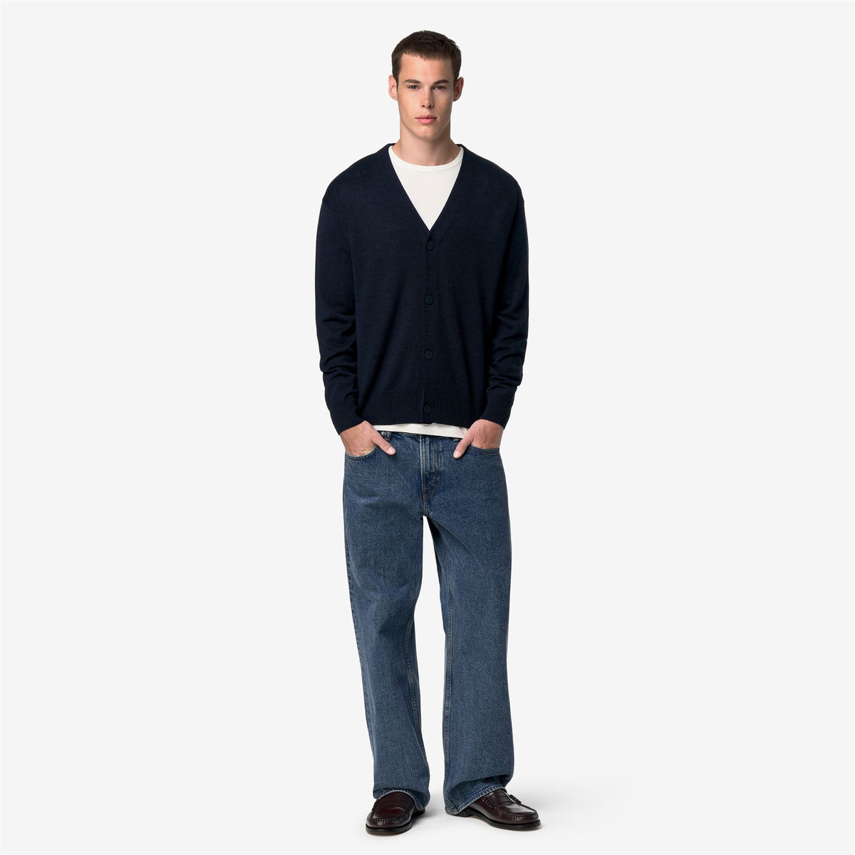 Knitwear_Man_ALINOS WOOL SILK CASHMERE_Cardigan_Blue Depth - Commercial 7