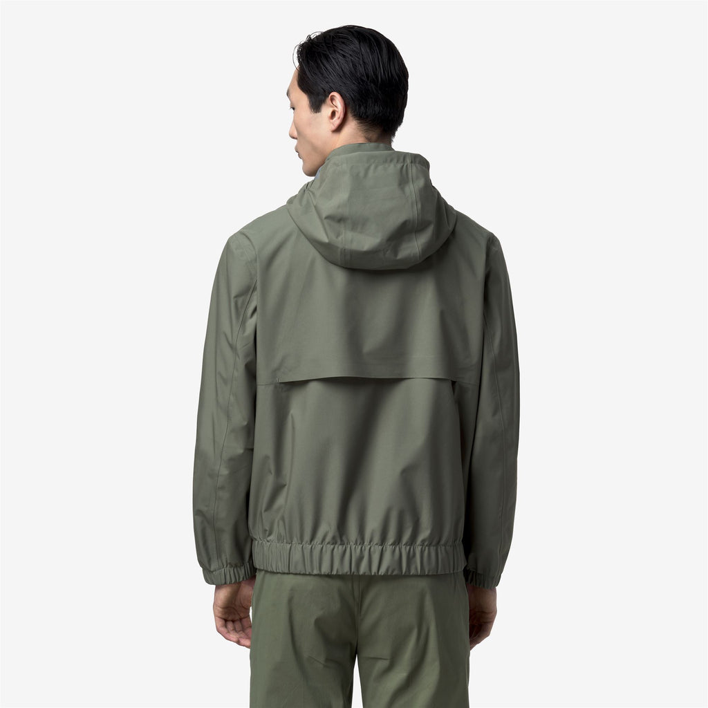 Jackets_Man_AURENE STRETCH 2L_Short_Green Lichen - Commercial 6