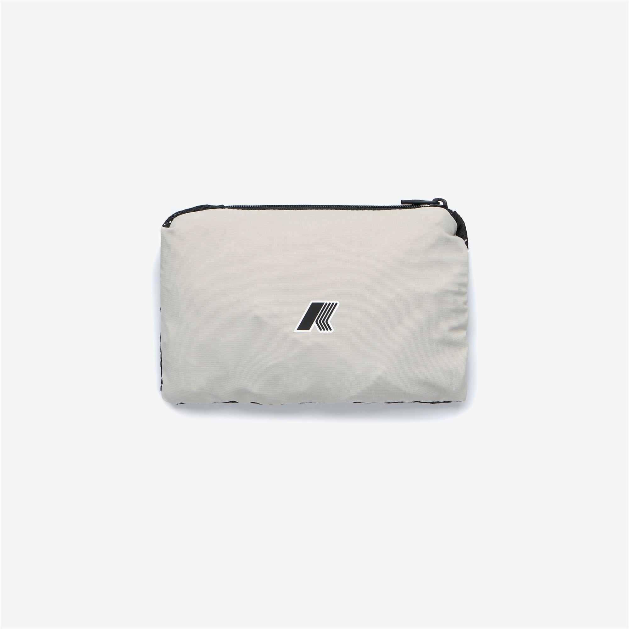 Shorts_Kid unisex_P. NESILIER TRAVEL_Sport Shorts_BEIGE LT - Commercial 2