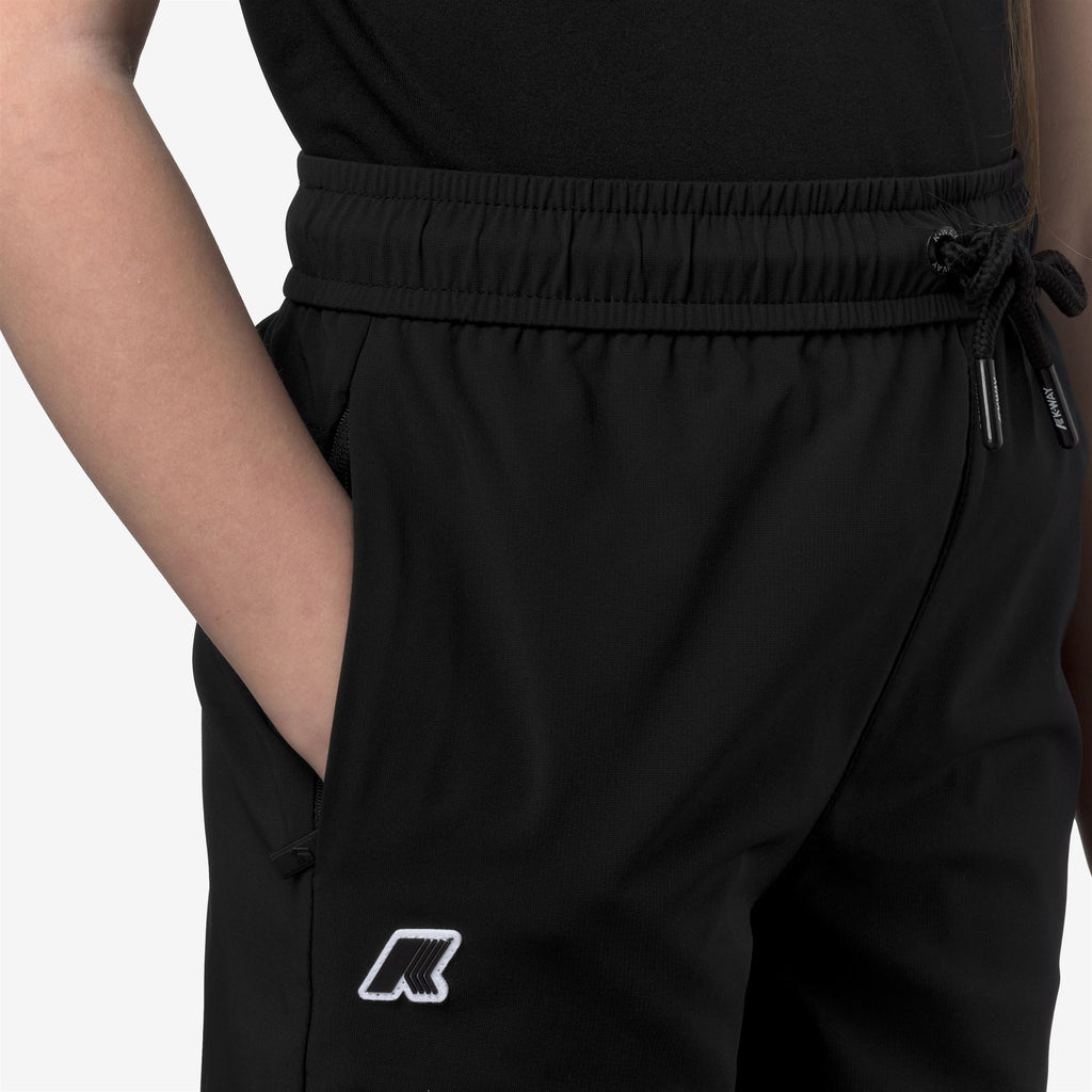 Shorts_Kid unisex_P. NESILIER TRAVEL_Sport Shorts_Black Pure - Commercial 7