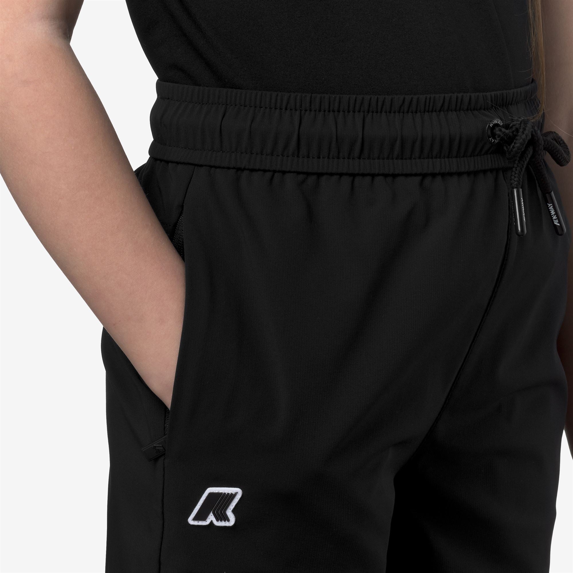 Shorts_Kid unisex_P. NESILIER TRAVEL_Sport Shorts_Black Pure - Commercial 7