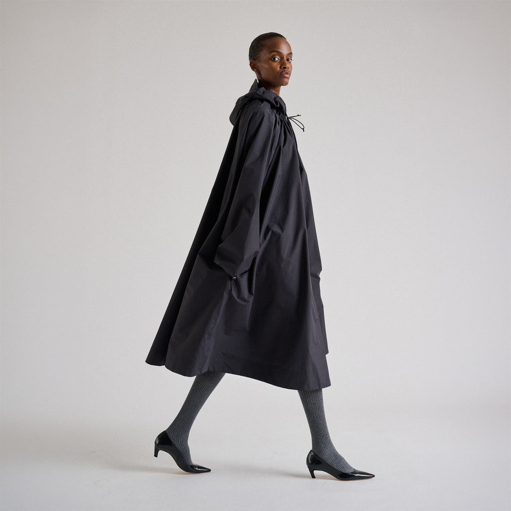 Jackets_Woman_LE VRAI 2.1 AMIABLE GILLIAN SOEUR_Long_Black Greyish - Commercial 5