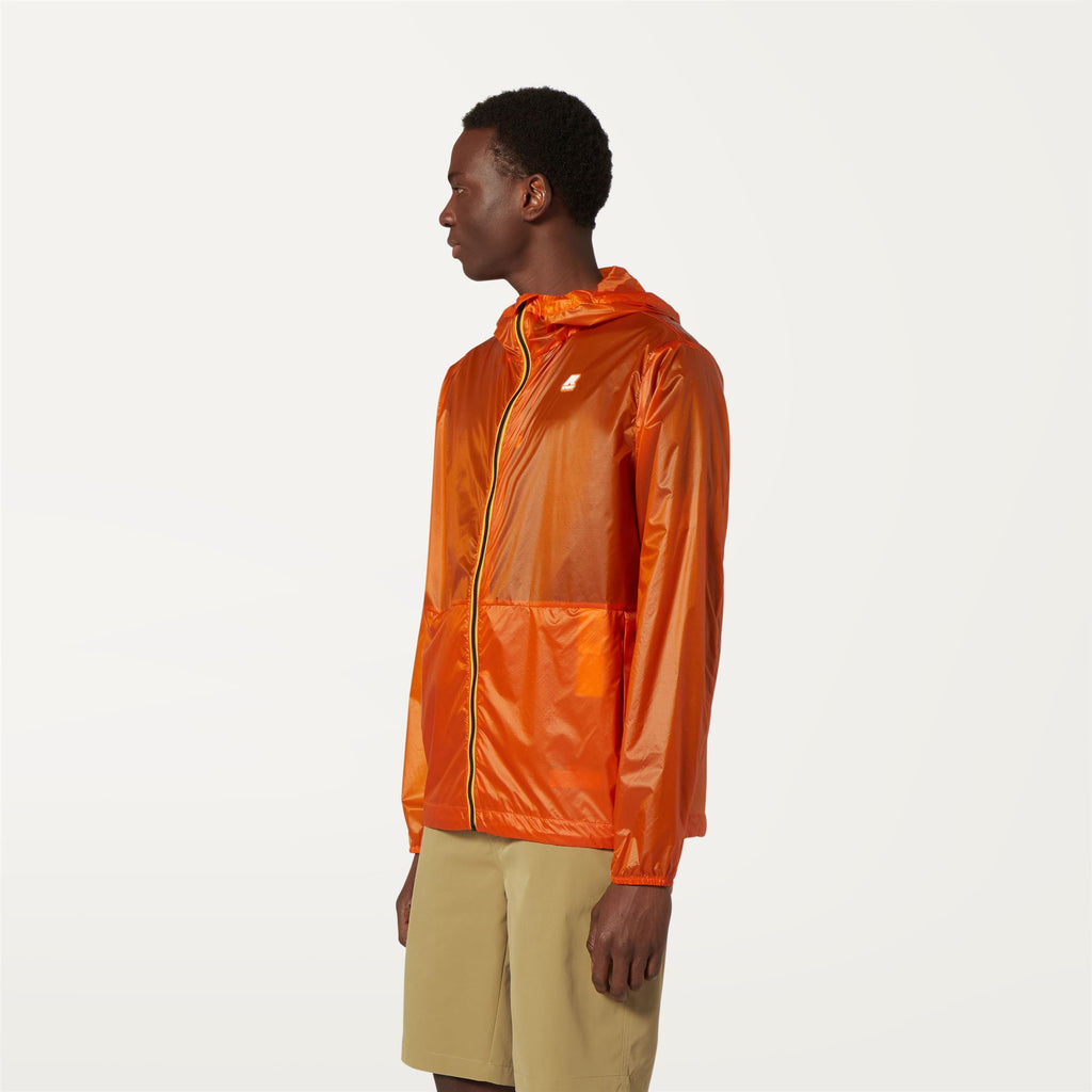 Jackets_MAN_CLEONARD LIGHT MICRO RIPSTOP_Mid_Orange Russet - Commercial 5