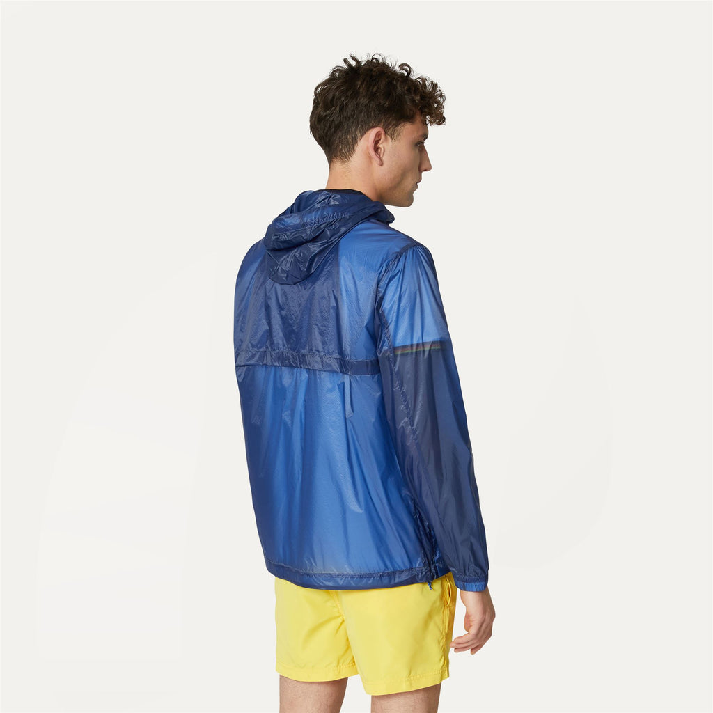 Jackets_MAN_CLEONARD LIGHT MICRO RIPSTOP_Mid_Blue Sapphire - Commercial 6