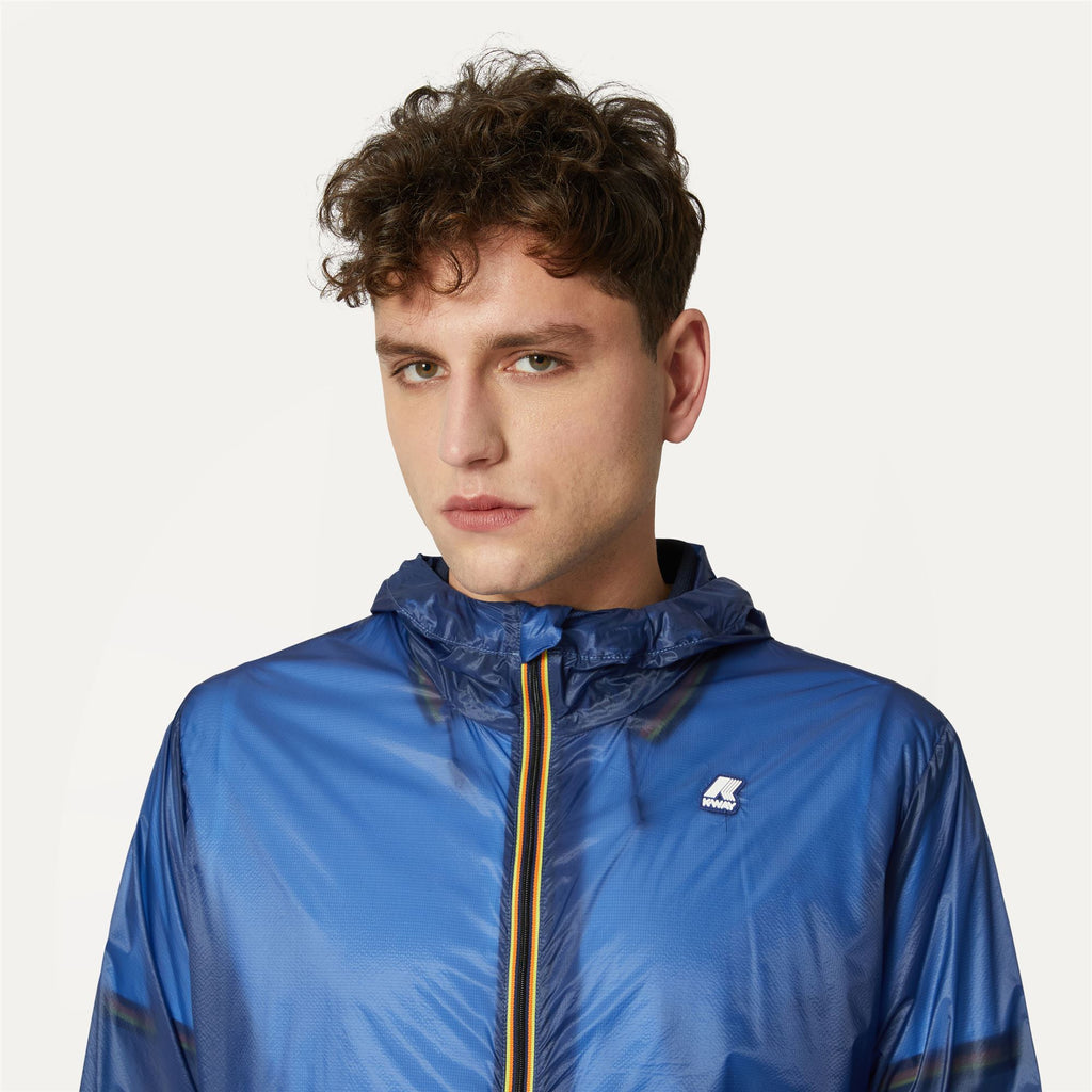 Jackets_MAN_CLEONARD LIGHT MICRO RIPSTOP_Mid_Blue Sapphire - Commercial 7