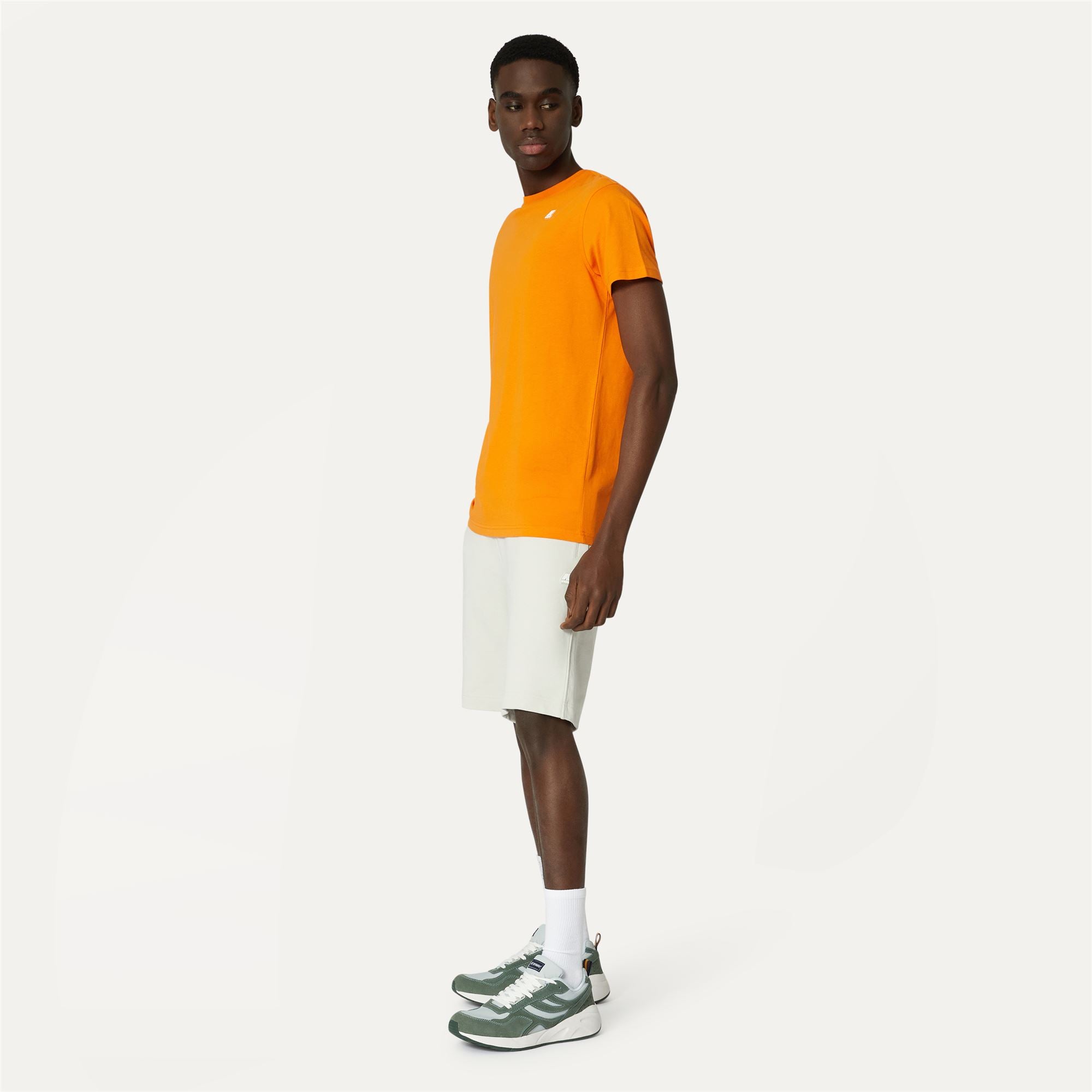 Shorts_MAN_ERIK_Sport Shorts_BEIGE LT - Commercial 5