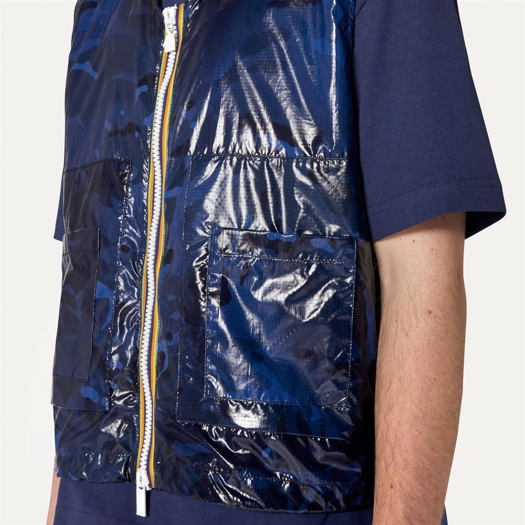 Jackets_UNISEX_BARNEL CAMOU_Vest_Blue Camouflage - Commercial 7