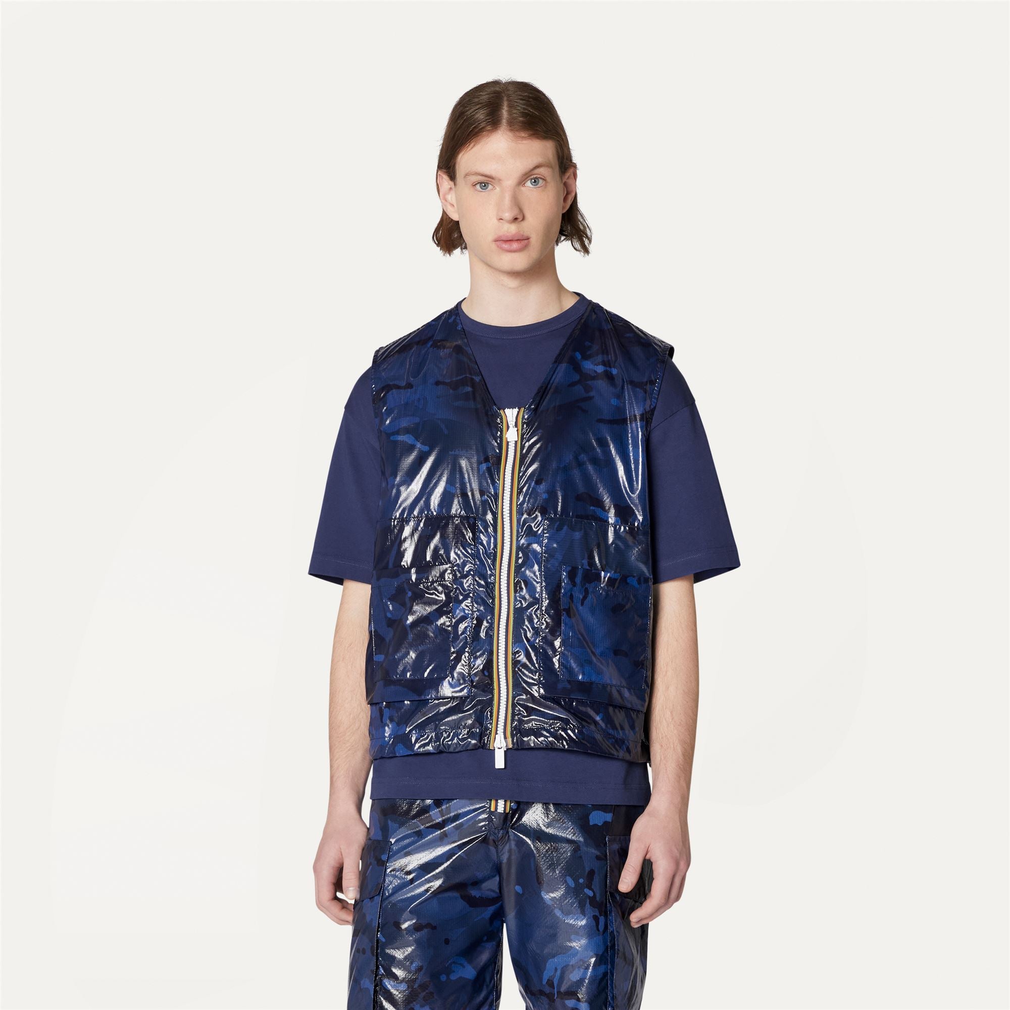 Jackets_UNISEX_BARNEL CAMOU_Vest_Blue Camouflage - Commercial 4