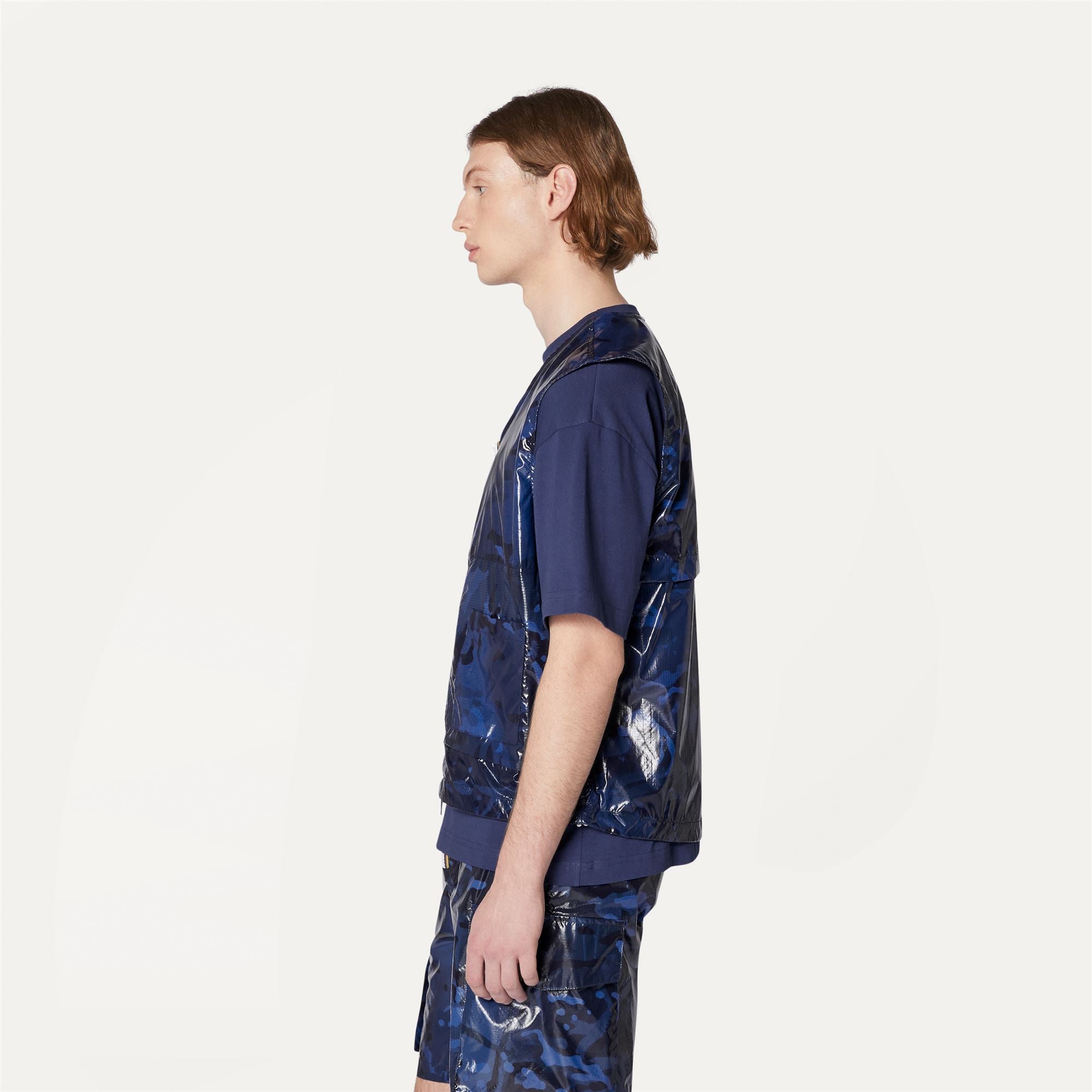 Jackets_UNISEX_BARNEL CAMOU_Vest_Blue Camouflage - Commercial 5