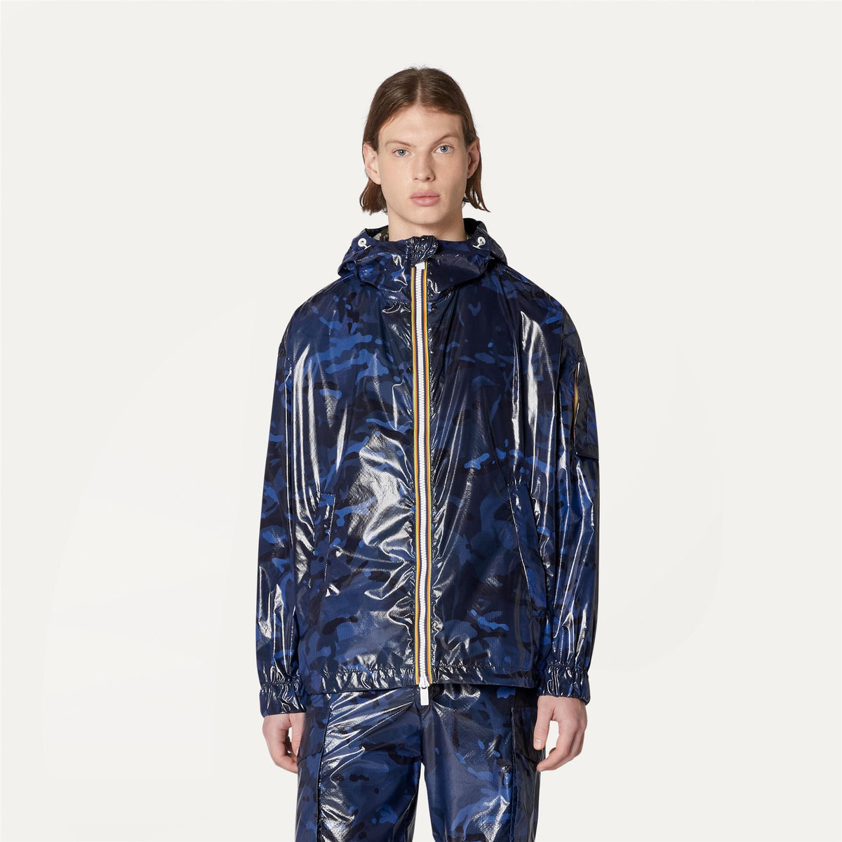Jackets_UNISEX_CLAUDEL CAMOU_Mid_Blue Camouflage - Commercial 4