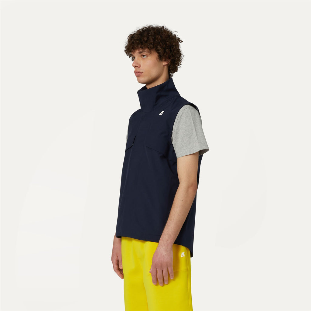Jackets_MAN_HARISEL BONDED RIPSTOP JERSEY_Vest_Blue Depth - Commercial 5