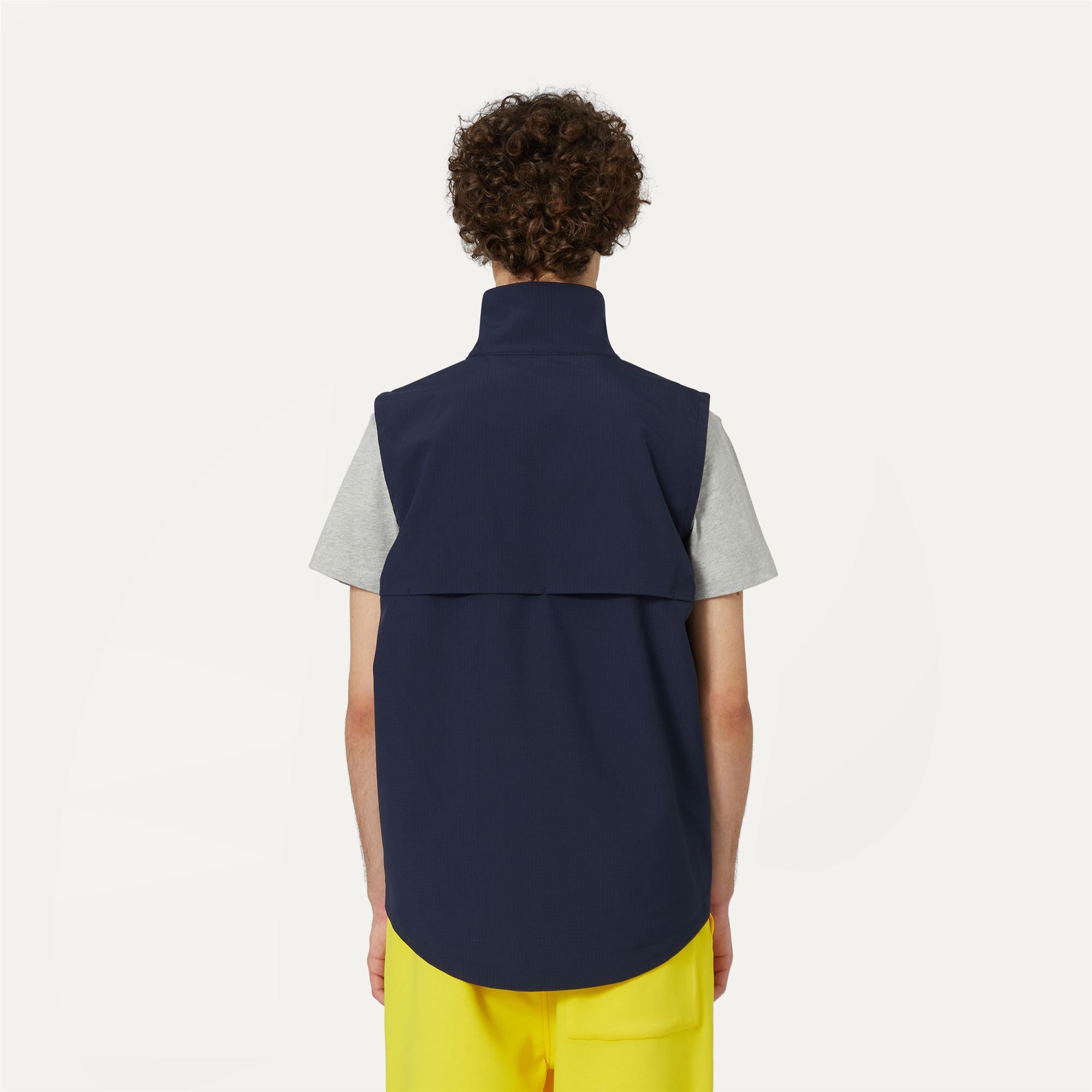 Jackets_MAN_HARISEL BONDED RIPSTOP JERSEY_Vest_Blue Depth - Commercial 6
