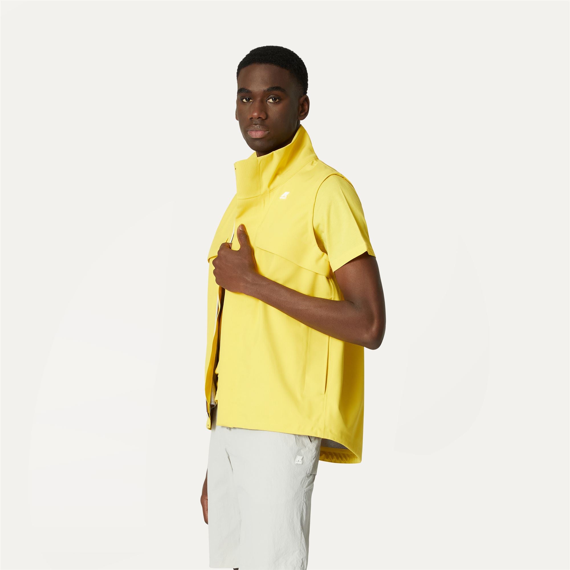 Jackets_MAN_HARISEL BONDED RIPSTOP JERSEY_Vest_Yellow Sunstruck - Commercial 5