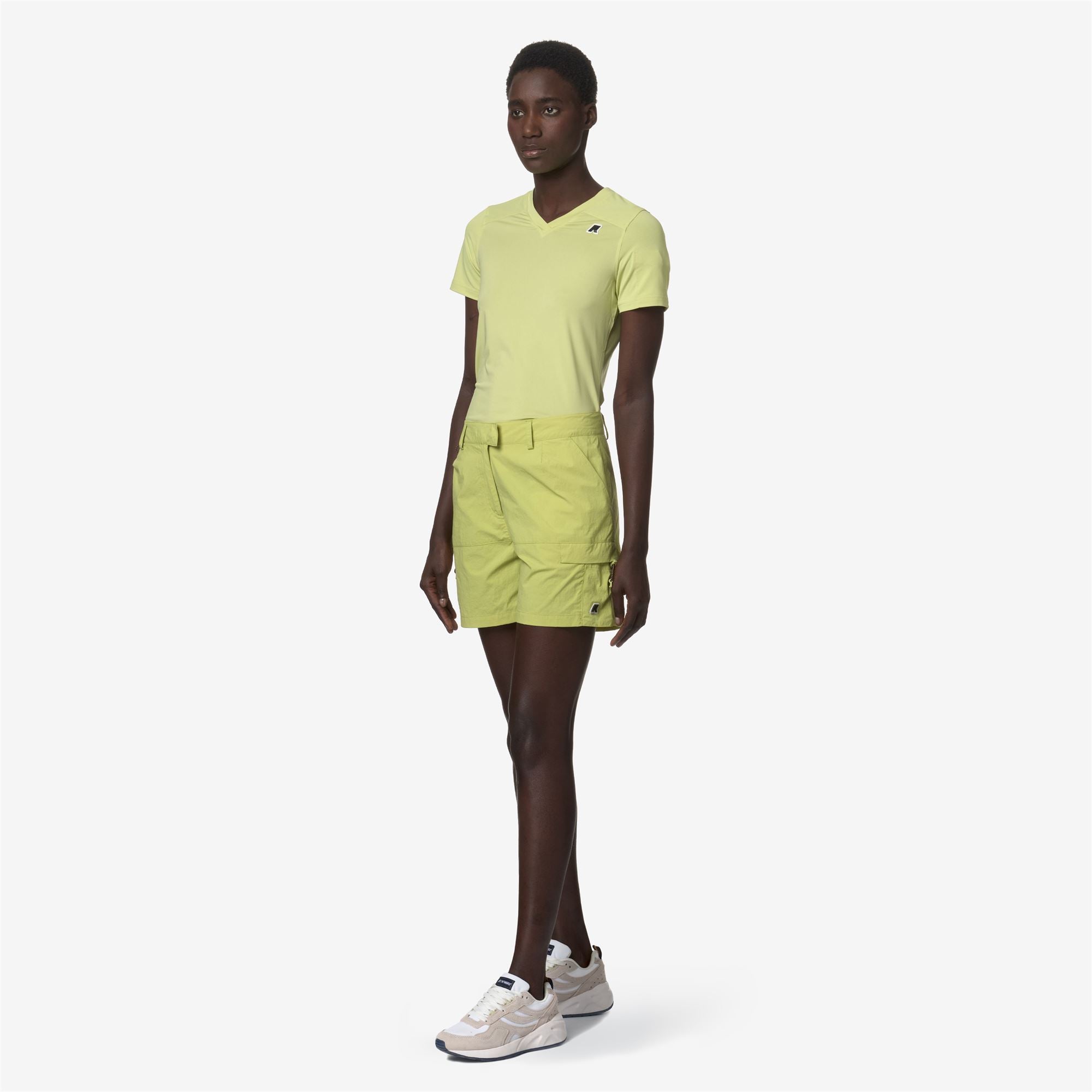 Shorts_Woman_ARGALPS_Cargo_Green Celery - Commercial 5