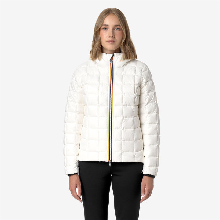 Chaqueta corta aislante reversible para mujer en gris y negro 4