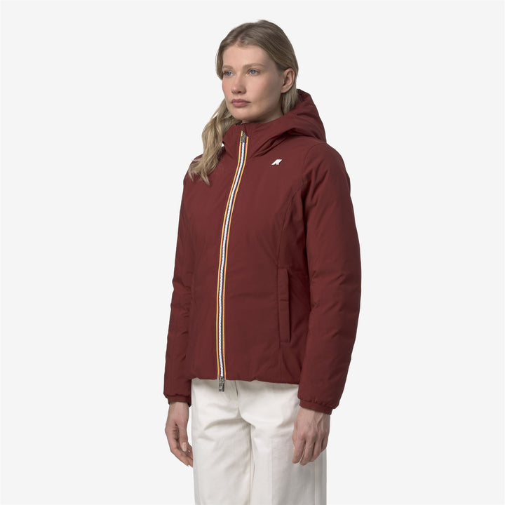 Giacca corta reversibile rossa da donna con cappuccio e isolamento termico 5