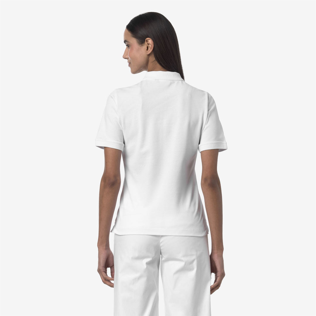 Camisa polo de piqué elástica gris y blanca para mujer casual main