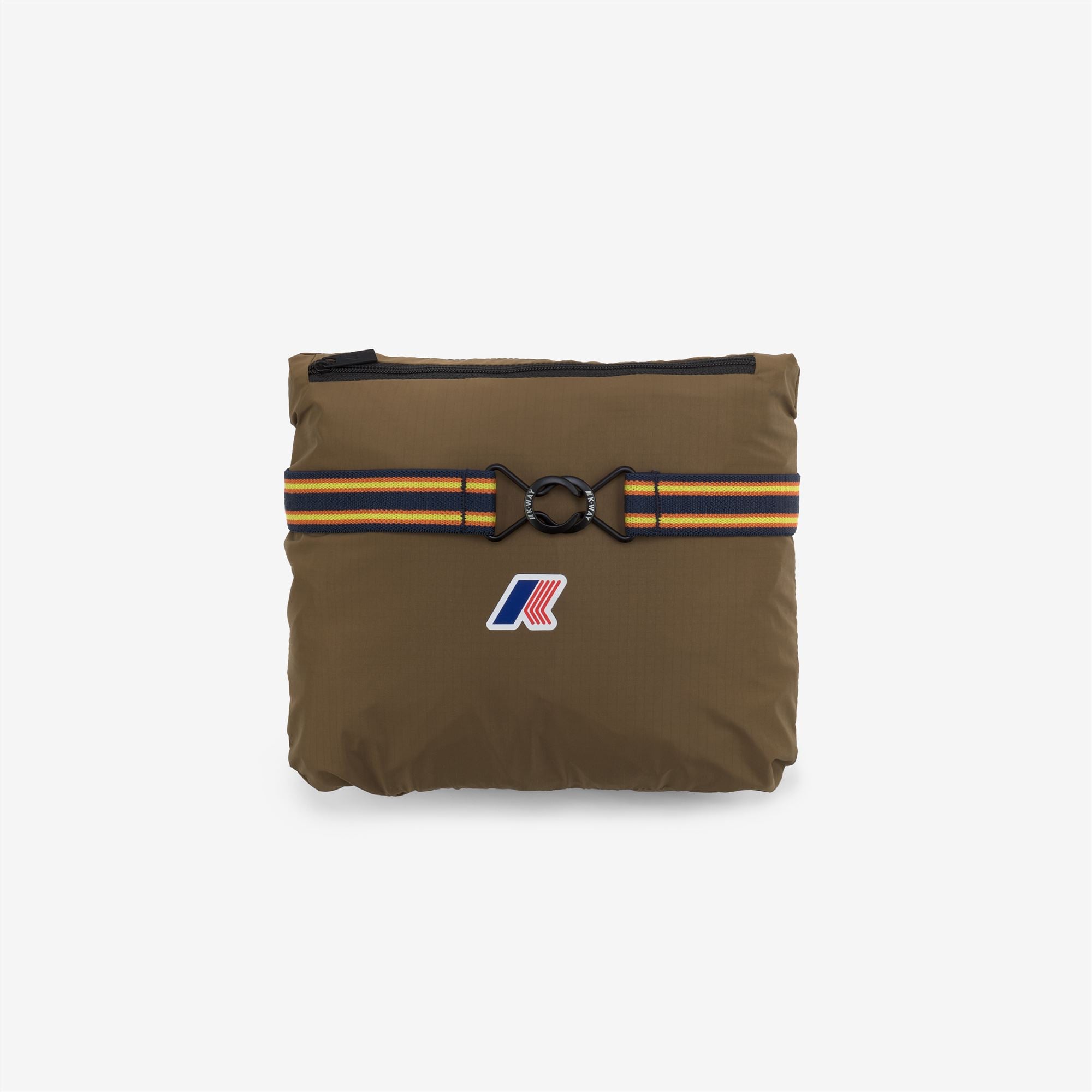 Jackets_UNISEX_CHARMEL TRAVEL_Mid_Brown Corda - Commercial 2
