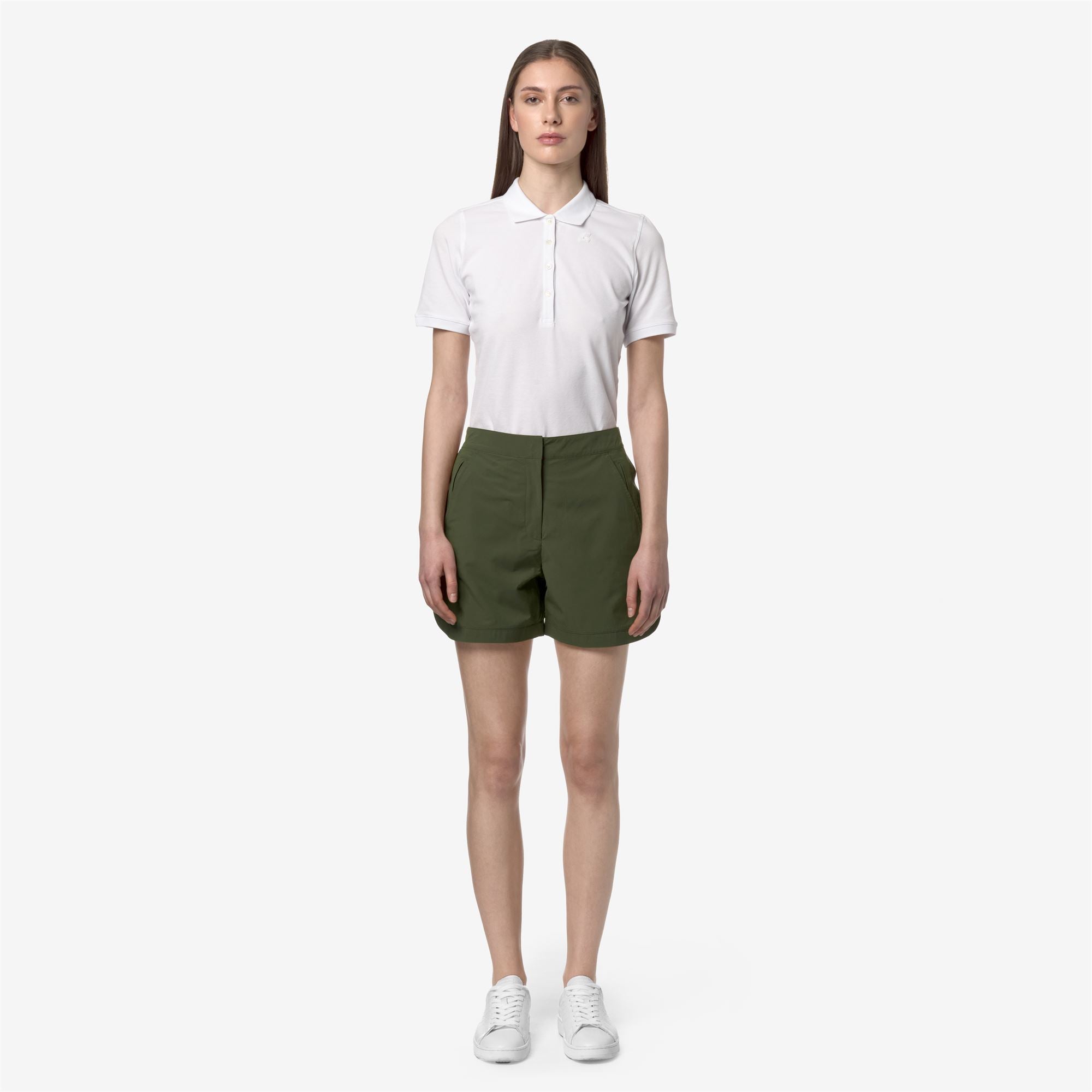 Shorts_Woman_ANNISE_Sport Shorts_Green Cypress - Commercial 4