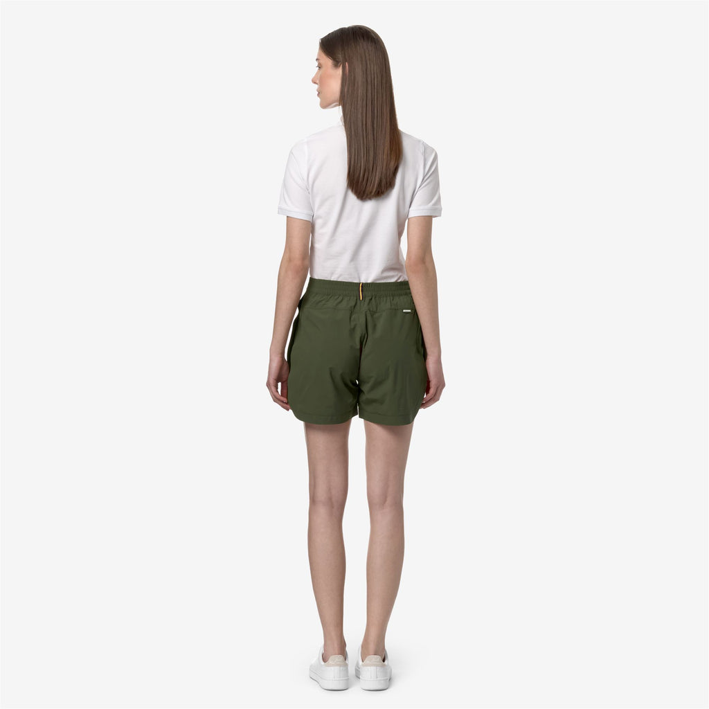 Shorts_Woman_ANNISE_Sport Shorts_Green Cypress - Commercial 6