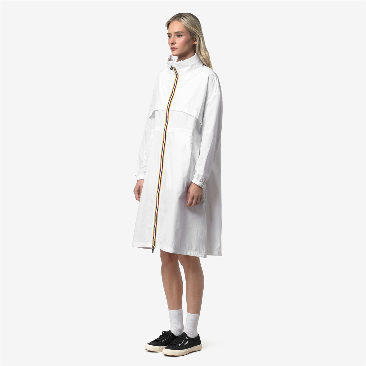 Jackets_Woman_AUBE MEMORY TOUCH_Long_White - White - Commercial 5